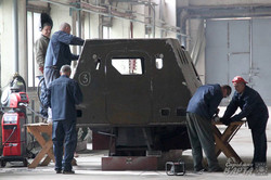 На Львівському бронетанковому відкрили цех із виробництва «Дозорів» (ФОТО)