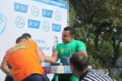 У Львові проходить турнір з армреслінгу "Битва міст" (ФОТО)