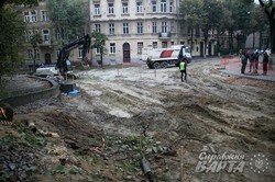 Сусідню з площею св. Юра вулицю Устіяновича мають відремонтувати до кінця жовтня (ФОТО)