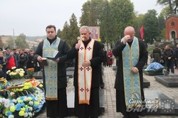 На Личаківському кладовищі відбулась посвята надгробків Героям Небесної Сотні та вшанування пам`яті загиблих воїнів АТО (ФОТО)