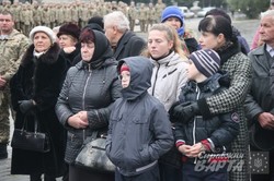 Львівська влада та ветерани поклали квіти до Меморіалу невідомому вояку УПА (ФОТО)