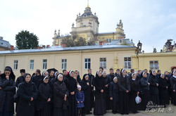 У Львові відбулася молитовна хода за мир і Божу мудрість для українського народу (ФОТО)