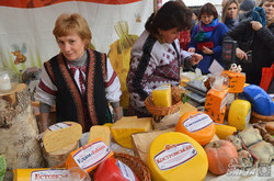 У Львові триває VІ Свято сиру і вина (ФОТО)