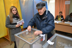 Як у Львові голосували на виборах (ФОТОРЕПОРТАЖ)