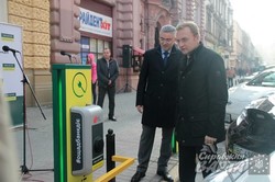 У Львові встановили нові зарядні станції для електромобілів (ФОТО)