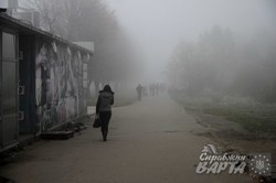 Сьогодні вранці Львів потонув у густому тумані (ФОТО)