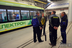 «Електрон» презентував у Львові перший в Україні електробус (ФОТО)