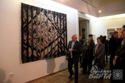 У Львові розпочалась виставка Ольги Парути-Вітрук "Текстиль" (ФОТО)