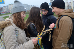 У Львові школярі вшанували пам’ять жертв Голодомору (ФОТО)