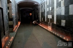 У львівському театрі до річниці Голодомору влаштували тематичну інсталяцію "НЕ ВРОДИЛО?!" (ФОТО)