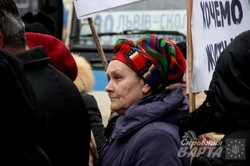 У Львові хворі на хронічну ниркову недостатність знову вийшли на пікет (ФОТО)