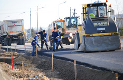 Голова Львівської ОДА Олег Синютка оглянув будівництво дороги Львів-Краковець (ФОТО)