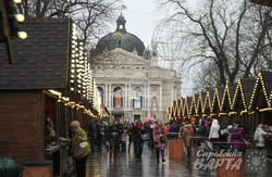 У Львові відкрився вже традиційний Різдвяний ярмарок (ФОТО)