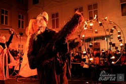 Театр "Воскресіння" привітав львів`ян з католицьким Різдвом шоу просто неба (ФОТО)
