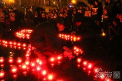 У Львові пройшла акція вшанування Героїв Небесної Сотні "Свіча пам’яті" (ФОТО)