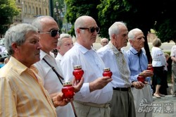 У Львові вшанували жертв комуністичних злочинів громадським віче (ФОТО)