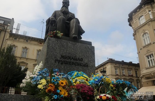 У Львові вшанували 150-ту річницю від дня народження Михайла Грушевського (ФОТО)