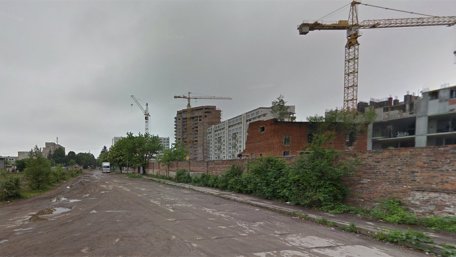 У Львові нелегально будують багатоповерхівку