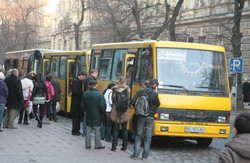 На Львівщині виявили нелегальних автоперевізників