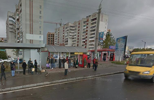 Львівські зупинки переобладнають для людей на візках