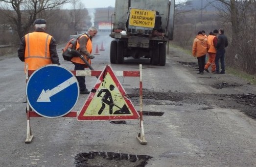 Львівська митниця ДФС скерує понад 500 мільйонів на ремонт доріг