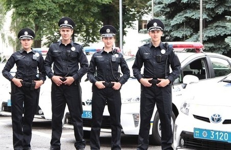 На Львівщині поліцейські проводять уроки в школах