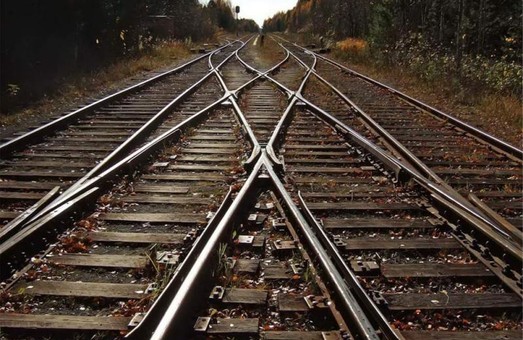 На Львівщині викрали рейки із залізничної колії
