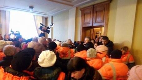 Протестувальники домоглися свого: Львівська міська рада заборонила будівництво сміттєпереробної лінії у Рясному