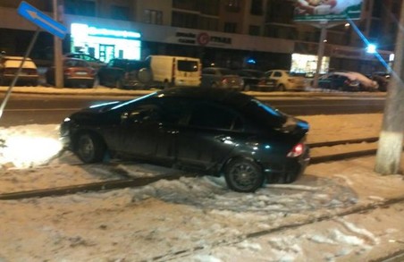 Водій-втікач влаштував нічну погоню у Львові