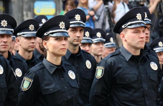 У святкові дні львівські поліцейські працюватимуть у посиленому режимі