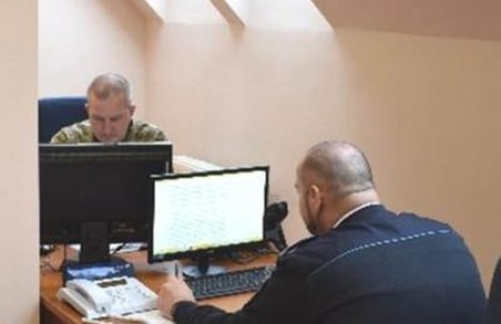 На українсько-угорському кордоні розпочав роботу контактний пукт “Захонь”
