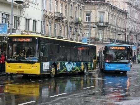 У Львові хочуть запровадити штраф за неякісне перевезення пасажирів у маршрутках