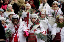 У Львові встановили велетенського Різдвяного Дідуха (ФОТО)
