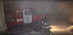 Львівські рятувальники ліквідували пожежу в гаражі