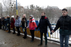 У День соборності України молодь Львова організувала символічний ланцюг (ФОТО)