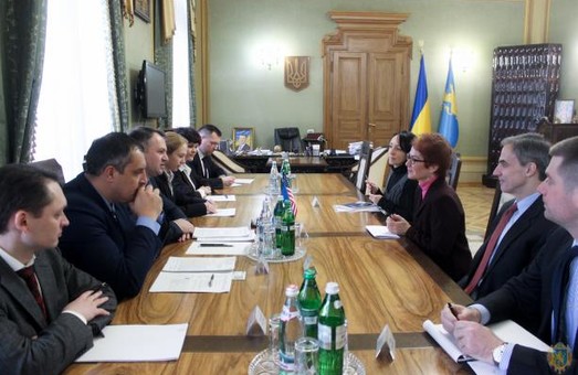 Синютка зустрівся із Послом США в Україні