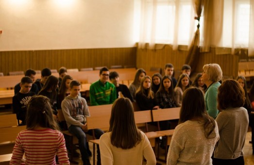 Львівські студенти ініціювали еко-просвітницький проект “Друге життя”