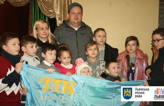 Сім’ї учасників АТО та Героїв Небесної Сотні змогли послухати “Оленів” та “Вчительку” у Львові