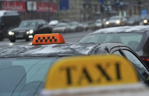 З початку року на Львівщині оштрафували 15 водіїв нелегальних таксі