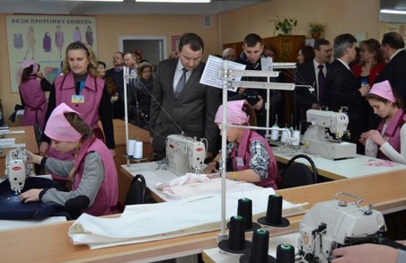 На Львівщині  відкрили навчально-практичний центр сучасних швейних технологій і дизайну