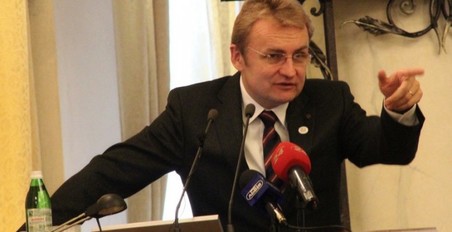 Садовий підтримав дії однопартійців Семенченка та Соболєва під Адміністрацією президента