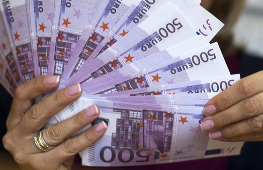 На Львівщині пенсіонерка через шахрайство позбулась 5000 євро