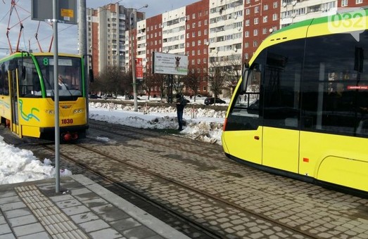 З мешканцями вул. Тернопільської проведуть повторну зустріч щодо питання зупинки громадського транспорту