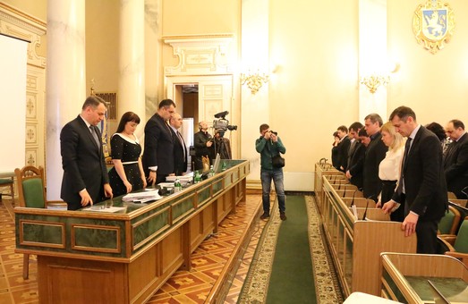 Депутати Львівської облради зібрались на сесію