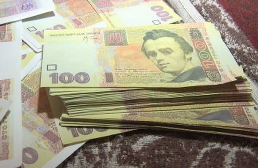 На Львівщині жінки розрахувалися в магазині фальшивими грошима