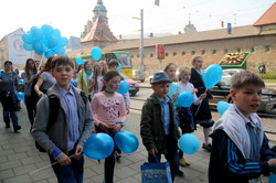 Як у Львові подали руку допомоги людям з аутизмом (ФОТО)