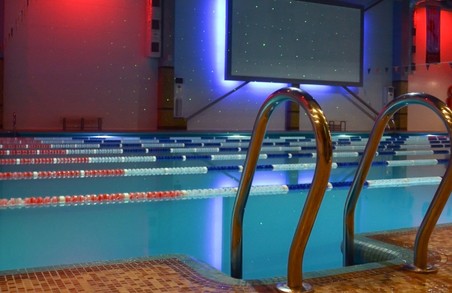 Львівські діти зможуть поплавати у відновлених шкільних басейнах