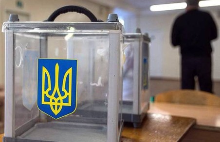 На вибори у трьох ОТГ Львівської області зареєстрували 300 кандидатів у депутати