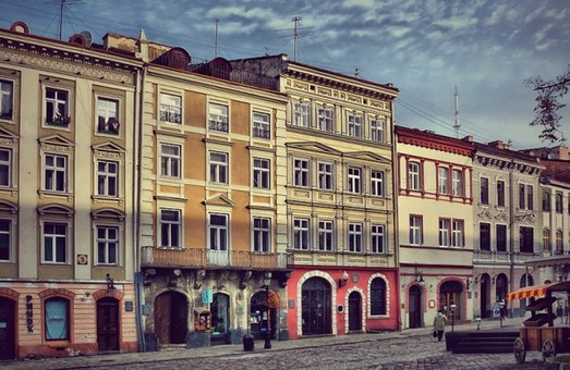 У Львові містяни зможуть самостійно оцінювати стан будинків