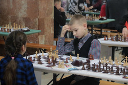 Сотні юних шахістів змагаються у Львові за титул кращого (ФОТО)